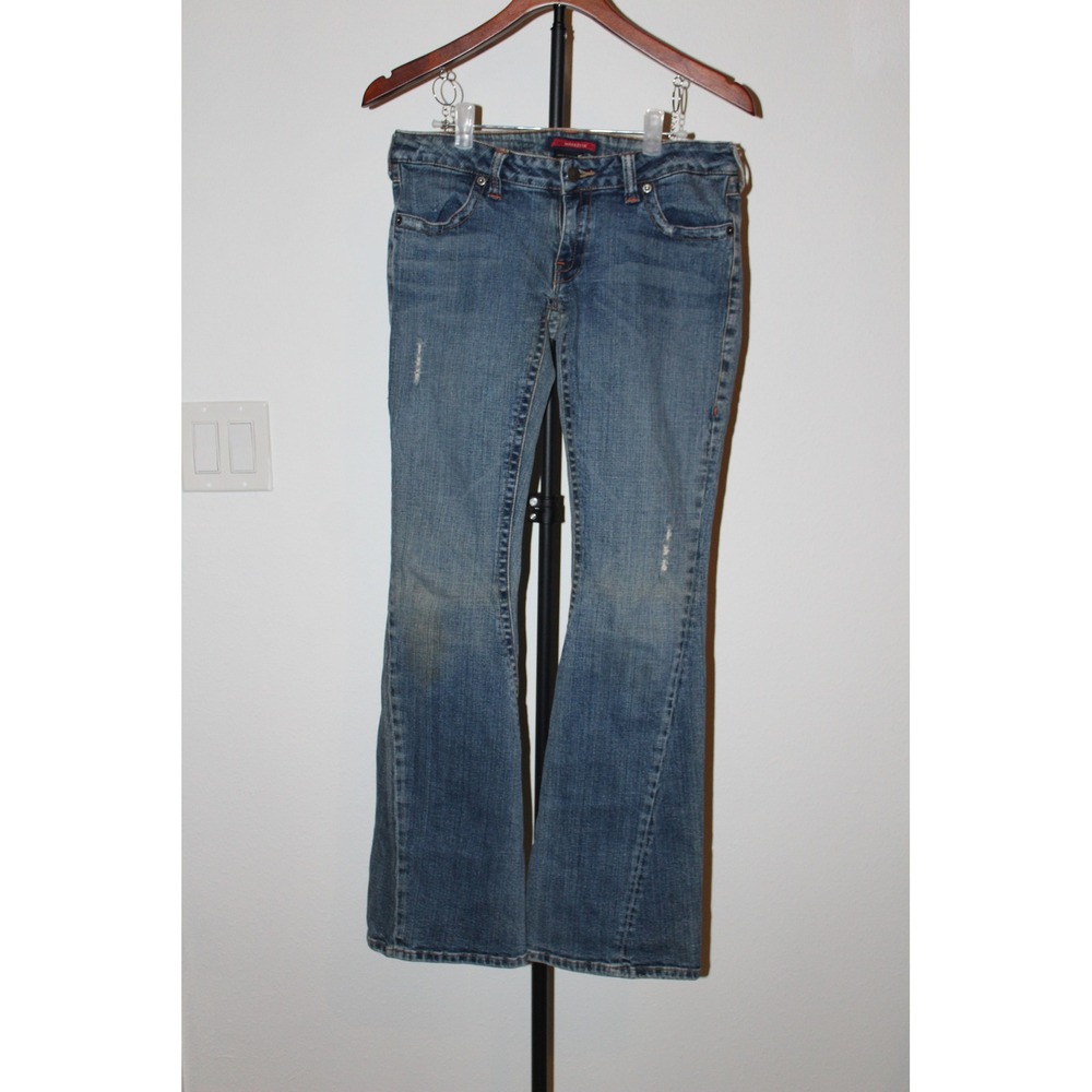 BCBG Max Azria Vintage Y2K Low Rise Flare Jeans Medium Wash Blue Denim Size 26